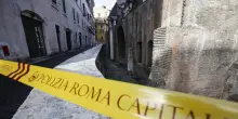 Cade dal muro del Pantheon, muore un turista giapponese a Roma