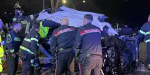 Scontro tra auto a Roma, muore una 20enne. Tra le ipotesi una gara di velocità