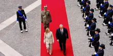 Orban: 'L'Ue non conta nulla, Trump sbaglia su Putin'. L'incontro con il Papa, poi da Meloni