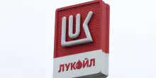 Lukoil venderà le sue attività all'estero dopo sanzioni