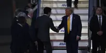 Trump arrivato in Giappone, oggi vedrà l'imperatore Naruhito