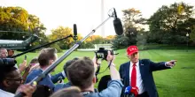 Trump annuncia i primi licenziamenti per lo shutdown