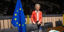 Von der Leyen: 'L'Ue sta rispondendo unita a Mosca, contro l'Unione una guerra ibrida'