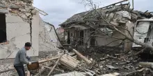 Kiev: 'Mosca ha colpito un convoglio di aiuti Onu in Ucraina'. Tajani: 'Presente anche un italiano, è illeso'
