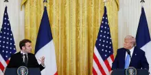 Trump: 'Quello che dice Macron sulla Palestina non conta'. Sì di Israele al lancio di cibo su Gaza, 'ma non c'è carestia'