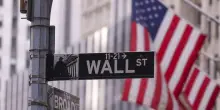 Borsa: Europa debole con Moody's, scatta il 'sell America'