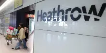 Evacuato terminal Heathrow, perdita di materiali pericolosi