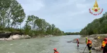 Si tuffa nel Piave e annega, il suo amico si salva