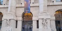 Borsa: Milano chiude in forte calo, -1,94%