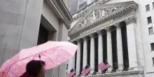 Wall Street apre positiva, Dj +0,11%, Nasdaq +0,01%