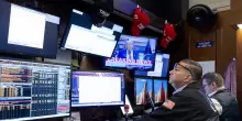 Wall Street apre debole, Dj -0,11%, Nasdaq +0,29%