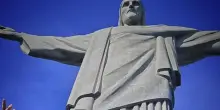 Il Cristo Redentore diventa la passerella del Rio Fashion Show