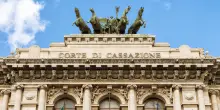 Negato uso del bagno a operaio, confermata condanna Stellantis