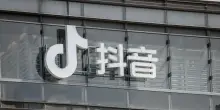 Multa Irlanda 530 milioni a TikTok, 'invia dati in Cina'