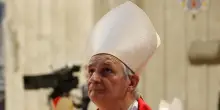 Zuppi ai vescovi, celebrate tutte le messe per la pace