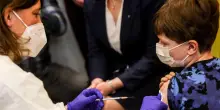 Kennedy jr toglie vaccino Covid dalla lista per bambini