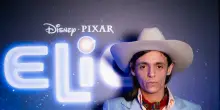 Lucio Corsi, do la voce a un ambasciatore alieno in 'Elio'