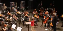 A Ferrara i bambini salgono sul podio di una vera Orchestra