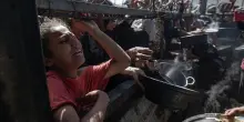 Hamas, 'saliti a 59 i morti per fuoco israeliano su area aiuti'