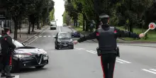 Fallito assalto a portavalori nel Barese, auto in fiamme