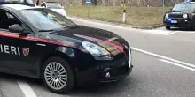 Accoltella l'uomo che la sfregiò dopo una lite