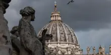 Seconda giornata di conclave, oggi 4 voti e 2 fumate - LIVEBLOG