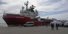 La nave Ocean Viking salva 47 persone, assegnato un porto a 1300 chilometri
