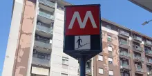 19enne accoltellato fuori metro a Roma, è grave