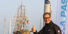 Barcolana a Genova per l'arrivo di Nave Vespucci