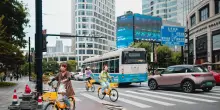 Borsa: Hong Kong positiva, Shanghai debole