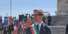 Sindaco Ancona contro governo, 'stop sbarchi, città ha dato'