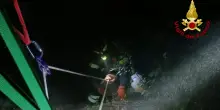 Cade in dirupo sotto a un ponte, 51enne salvato dai Vvf a Sutri