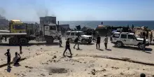 Fonti mediche, attacchi Israele a Gaza, 20 morti