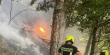 Incendio nel Crotonese, evacuato un villaggio turistico