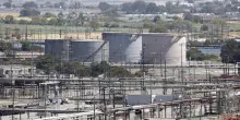 Il petrolio apre in calo a New York a 61,96 dollari