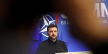 Zelensky: 'Scambio di 500 prigionieri nel fine settimana'. Putin: 'Kiev organizzazione terroristica'