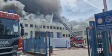 Incendio all'università di Viterbo, disperso un operaio