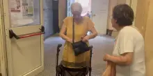 Seggio al primo piano senza ascensore, difficile il voto per alcuni anziani