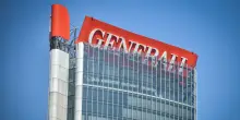 Dieci indagati per l'insegna di Generali pericolante
