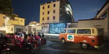 A Firenze torna il furgoncino che porta il cinema nei quartieri