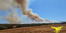 Incendi, 3 Canadair e 3 elicotteri in azione nel Sassarese