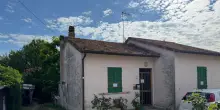 Spara alla festa dei bimbi, 'la musica è troppo alta'