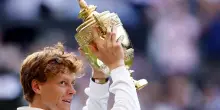 Wimbledon: Sinner nella storia, batte Alcaraz in 4 set e trionfa sull'erba di Londra