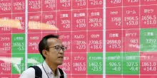 Borsa: l'Asia tiene in attesa di chiarezza sui dazi, bene Sidney