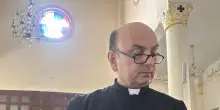 Gaza: due morti nel raid sulla chiesa, ferito padre Romanelli. Meloni: 'Attacchi inaccettabili' DIRETTA