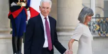 Parigi convoca l'ambasciatore Usa per le accuse a Macron, Washington lo difende