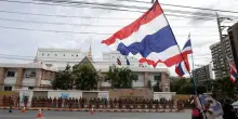 La Thailandia chiude l'intero confine con la Cambogia