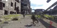 Ucraina, l'esercito russo nell'impianto di Azovstal semi-distrutto