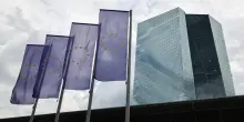 Bce: 'L'incertezza dazi non risolta, frena l'economia'