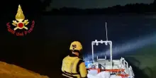 Quindicenne visto cadere nel Po, ricerche in corso